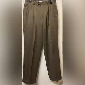 HAGGAR Slacks • Dress Pants • Like New Condition! • 34 X 32